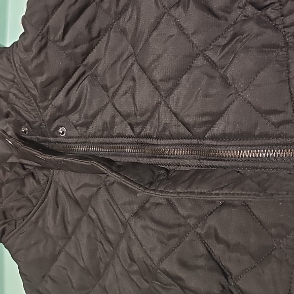 Altar'd State Size Small Puffed Hooded Crop Vest Zip Up Snap Button Black - Picture 7 of 8